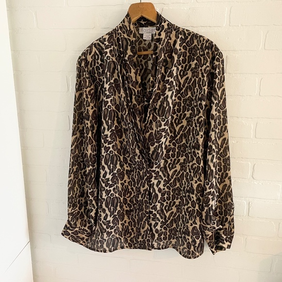 Insane Vintage Animal print blouse Double breasted Mobwife Earthy tones 16W - Picture 1 of 9